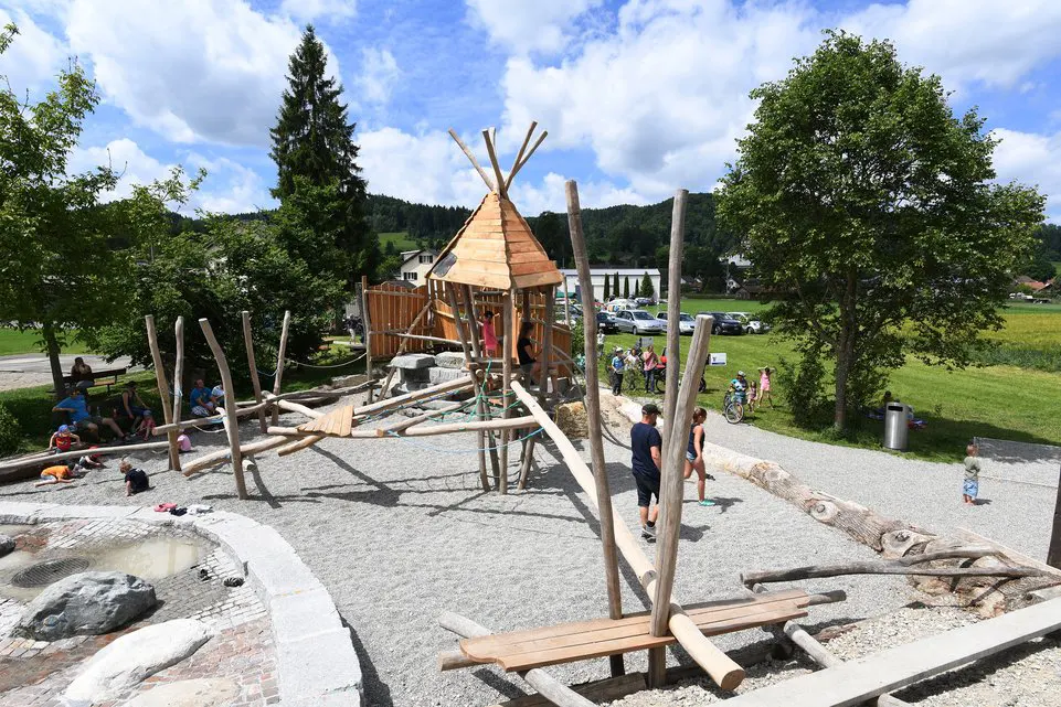 Spielplatz-Philosophie: Warum Väter dort zu echten Strategen werden